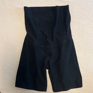 Beyond Yoga maternity shorts